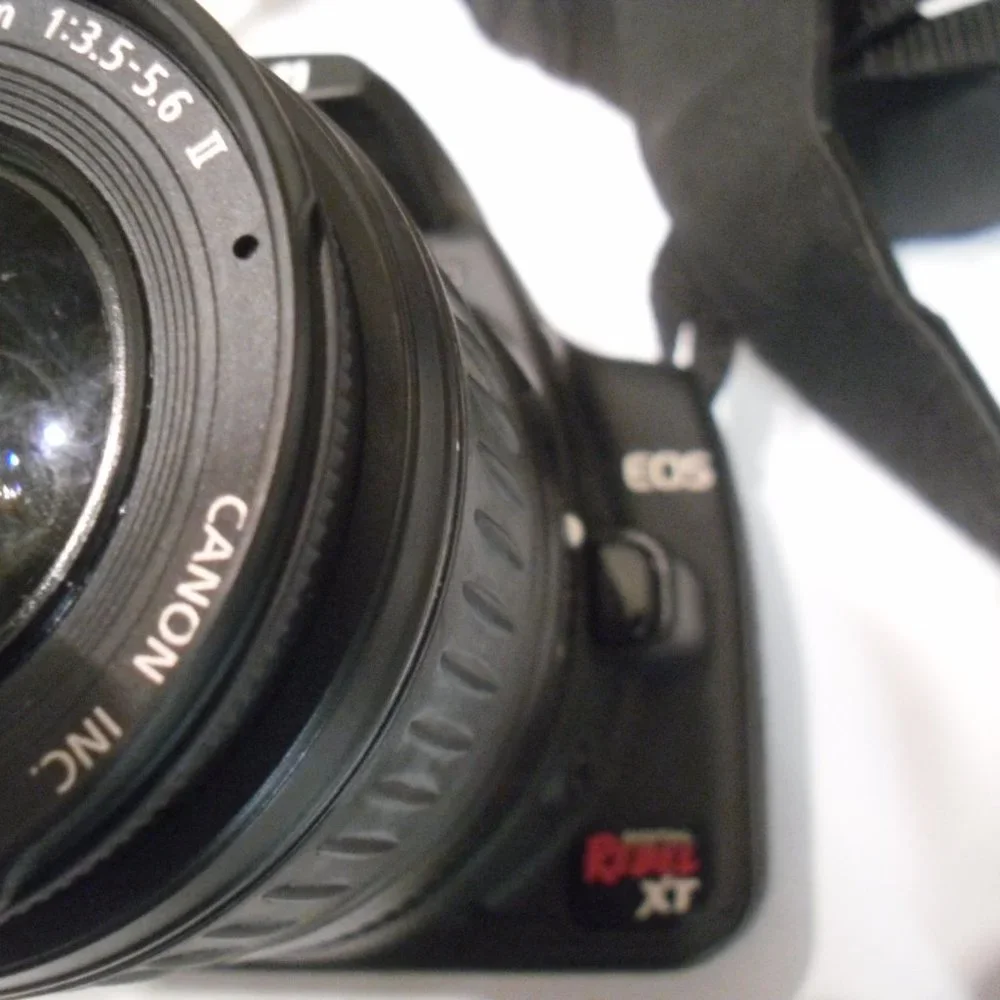 Canon Lebel XT EOS